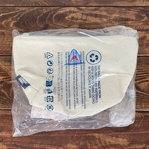 Lands' End Cream Canvas Pouch